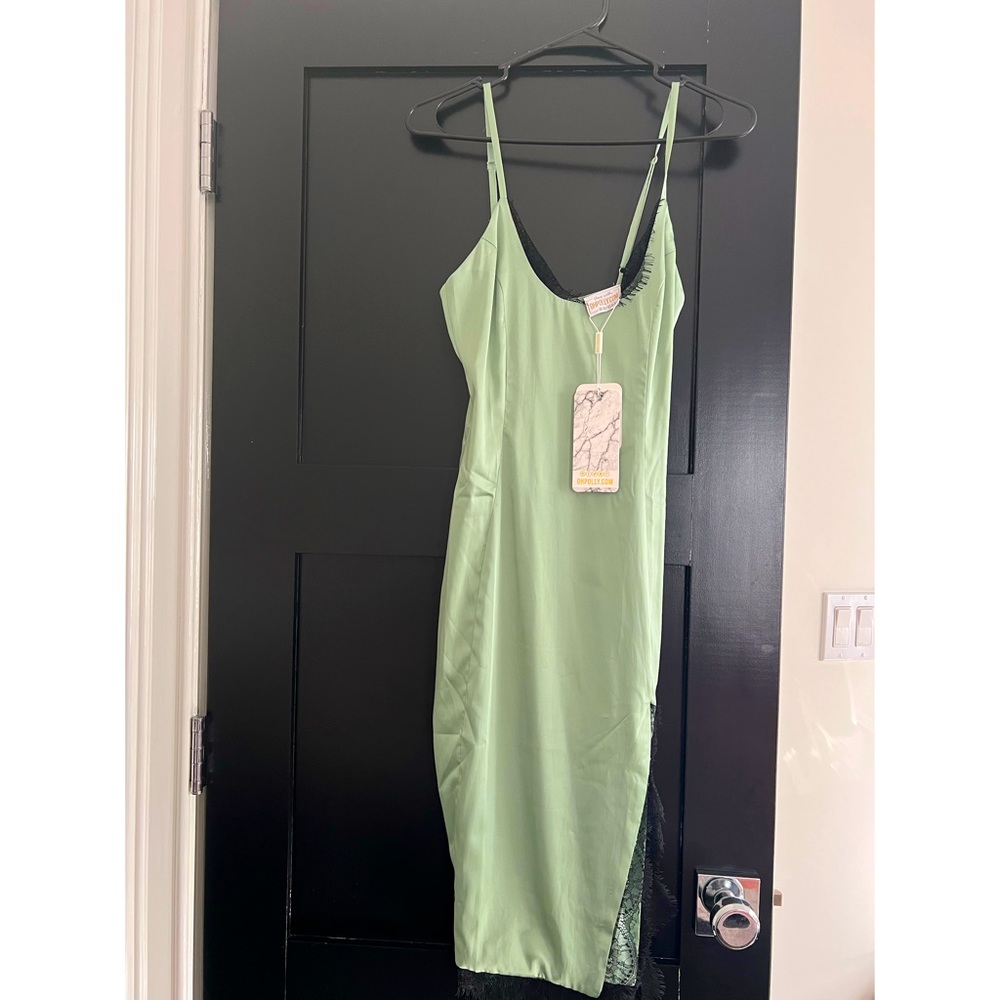Mint green NWT Oh Polly slit lace/satin slip dress size 6